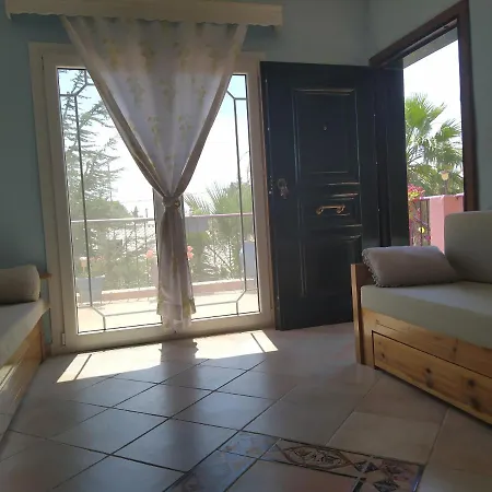Mitselo Apartment *