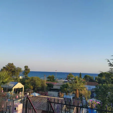 Mitselo Lägenhet Nea Plagia