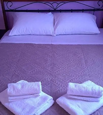 Lägenhet Mitselo Nea Plagia